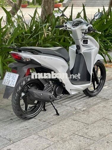 Honda Vision 2022 Bản đặc biệt Smartkey Bạc