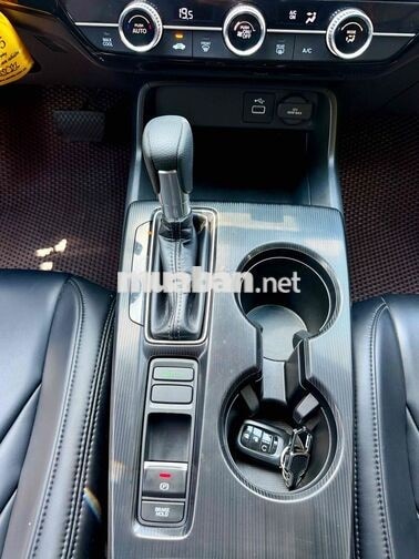 Honda Civic 1.5G sx 2023 ĐK 2024. FULL BD Hãng