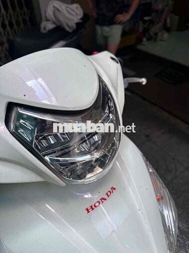 Honda Vision 2017 Bản Đặc Biệt Smartkey Trắng Đen