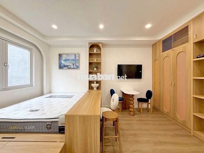 CĂN DUPLEX STUDIO BAN CÔNG HIỆN ĐẠI NGAY LÀNG ĐẠI HỌC, XA LỘ HÀ NỘI