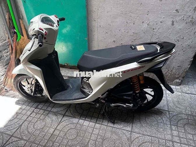 Honda Vision 2017 Bản Đặc Biệt Smartkey Trắng Đen