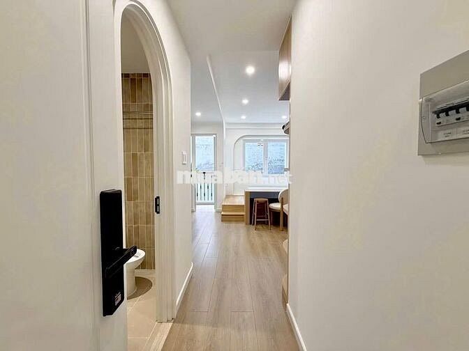 CĂN DUPLEX STUDIO BAN CÔNG HIỆN ĐẠI NGAY LÀNG ĐẠI HỌC, XA LỘ HÀ NỘI