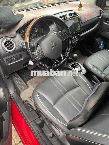 Mitsubishi Attrage Premium Số tự động Đỏ 30.000 km