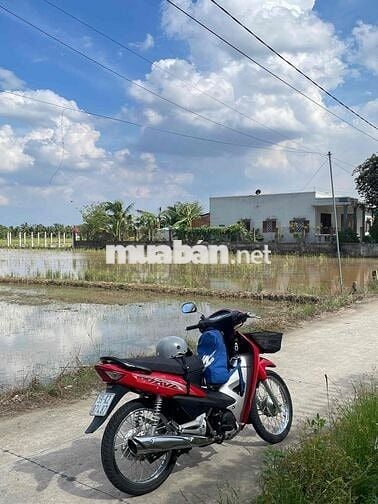 Honda Wave Đỏ Xăng
