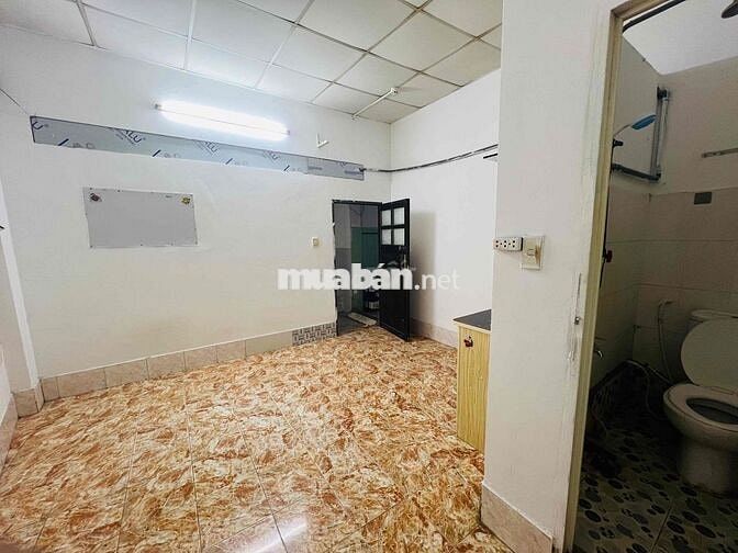 PHÒNG STUDIO, Cửa Sổ Trời, đoạn 752 Lạc Long Quận, Gần Đường 3 tháng 2