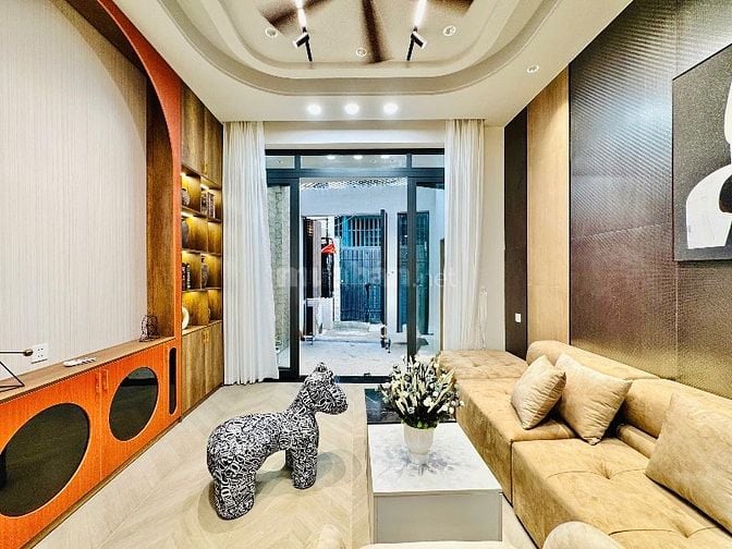 ⭐️Nhà 3 lầu tuyệt đẹp cao cấp hẻm Quang Trung, P10, đối diện Vincom