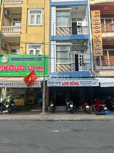 Cho thuê mặt bằng đường Đề Thám, tiện mở cửa hàng kinh doanh, showroom