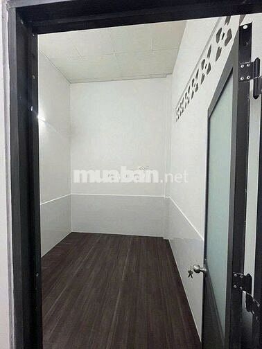 👉 Nhà  Phan Huy Ích -Tân Bình 1 trệt 1 lầu 3pn 2wc HXT Thông giá 8.5tr