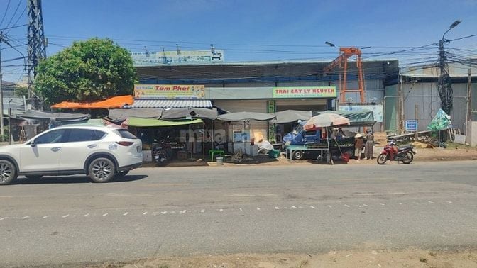  CHÍNH CHỦ CHO THUÊ ĐẤT MẶT TIỀN ĐỐI DIỆN CỔNG CHỢ BÀ RÉN MỚi