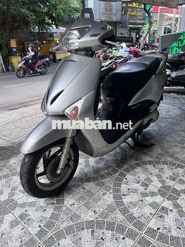 Honda Lead Bạc