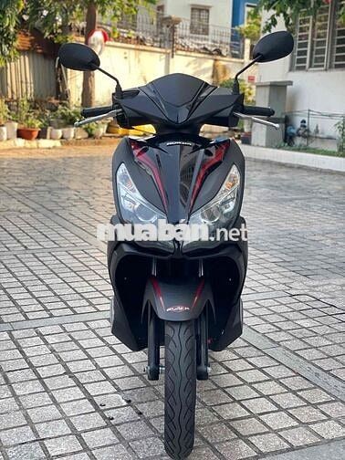Air Blade 125 2015 Chính chủ đưa trc 12tr9 nhận xe