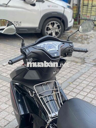 Air Blade 125 2015 Chính chủ đưa trc 12tr9 nhận xe