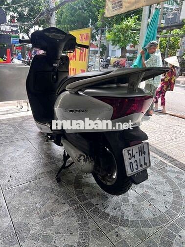 Honda Lead Bạc