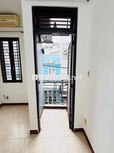 ‼️Phòng Ban Công Full Nội Thất Mới Xây Ngay Nguyễn Trọng Tuyển‼️