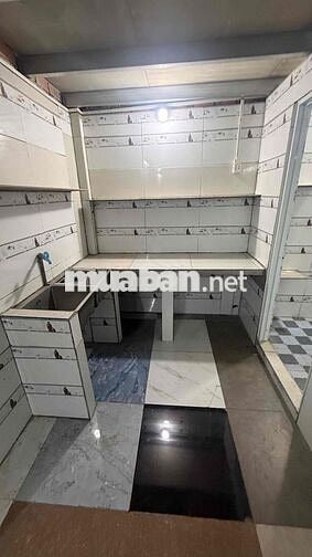 Giá rẻ bình tân, gần cầu Bà Hom , KCN Bonchen , giờ giấc tự do , Feex