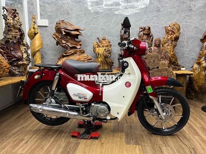 Honda Cub 50cc 2024 chính chủ biển SG máy êm ru