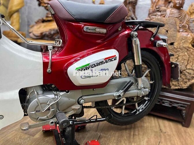 Honda Cub 50cc 2024 chính chủ biển SG máy êm ru