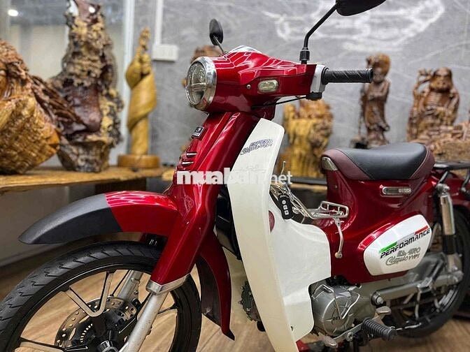 Honda Cub 50cc 2024 chính chủ biển SG máy êm ru