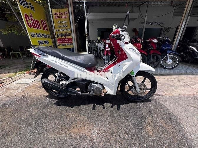 Honda Future 2023 Trắng đỏ Zin êm