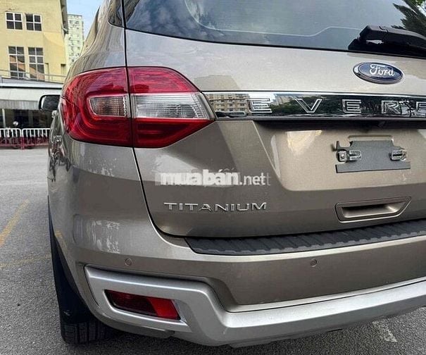 Ford Everest Titanium 1 cầu 2020 Nâu