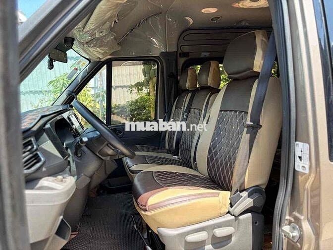 Ford Transit 2022 Vàng cát Việt Nam