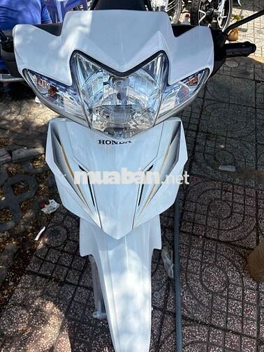 Honda Wave Blade 2017 Trắng 215857 km
