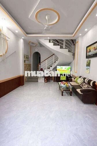 Nhà 3 tầng hẻm ô tô 68 M2 chỉ 4,x tỷ 