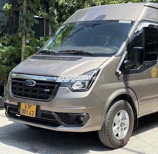 Ford Transit 2022 Vàng cát Việt Nam