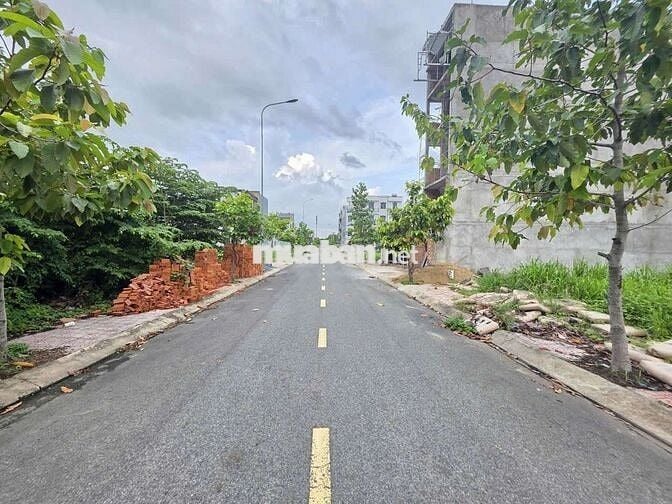 Đất kdc Phú hồng Thịnh phường Bình An Tp Dĩ An 