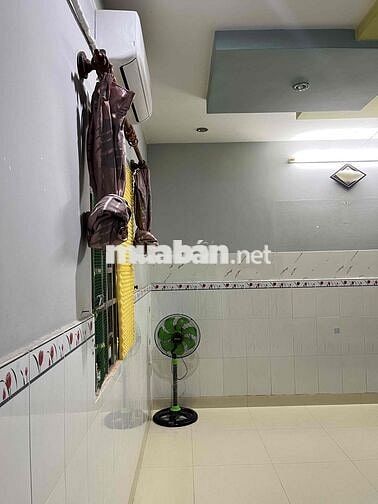 Cho thuê phòng Gần công viên Phú Lâm
