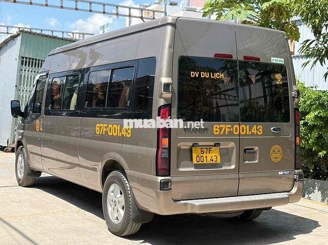 Ford Transit 2022 Vàng cát Việt Nam