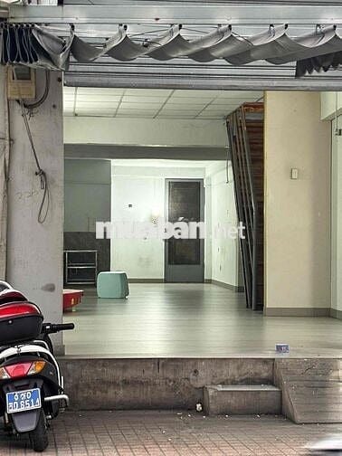THUÊ NHÀ MẶT TIỀN KÊNH NƯỚC ĐEN