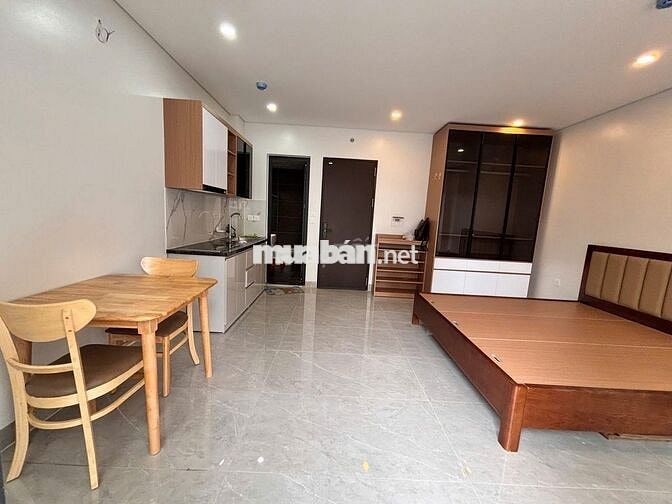 Studio 38m2 cạnh Ngoại Giao Đoàn, máy giặt riêng ban công lớn 