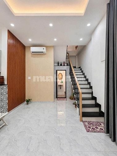 Chính chủ bán nhà Hồ Hảo Hơn Q.1 - 6m x 5m chỉ 5,7 tỷ - 3 tầng