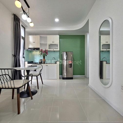 Bán CHDV Trường Sơn, Tân Bình DT 12x17 Hầm 7 lầu Thu nhập 300tr/th 