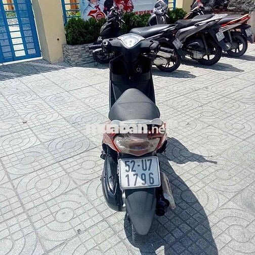 Yamaha Ultimo Mio Xe tay ga Đỏ đen