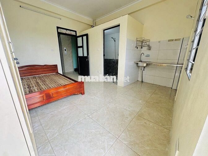 Ban Công Thoáng - Thang Máy ở 89 Phú Diễn - Gần Công Nghiệp, MT, TM