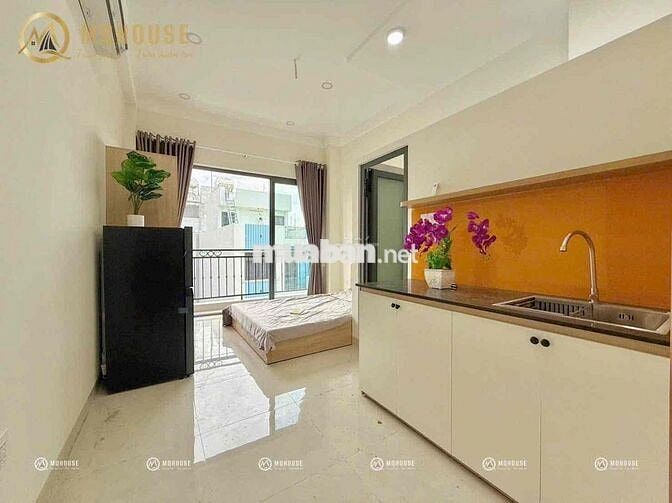 CHDV full nội thất ban công, cửa sổ cực thoáng ngay Phạm Văn Hai