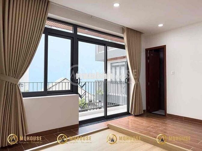STUDIO BAN CÔNG FULL NỘI THẤT RỘNG 30M2 MỚI KENG