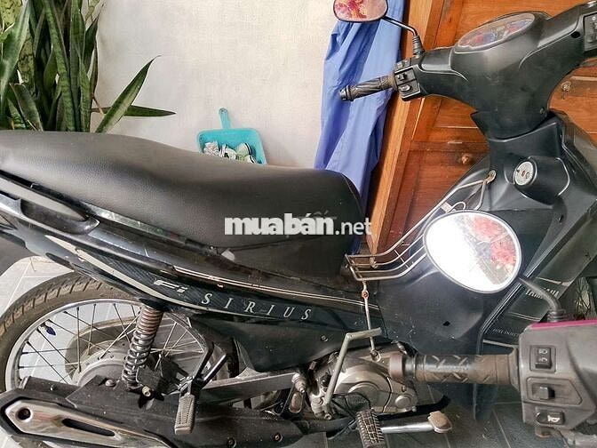 Yamaha Sirius Đen Xăng