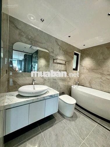 Cần Bán Nhà Hẻm Xe Hơi Nguyễn Thị Minh Khai, Phường Bến Nghé, Quận 1