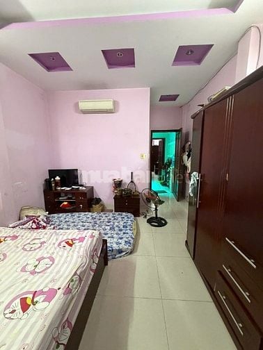 Nhà 2 mặt hẻm thông xe hơi, 4x18m, 1 sẹc Chiến Lược BT giá 8,5 tỷ (TL)