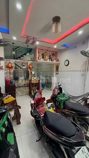 Nhà 2 mặt hẻm thông xe hơi, 4x18m, 1 sẹc Chiến Lược BT giá 8,5 tỷ (TL)