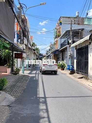 BÁN NHÀ NGAY NGÃ TƯ CHIÊU LIÊU - 3 TẦNG– 76M² – HXH 6M – NHỈNH 4 TỈ
