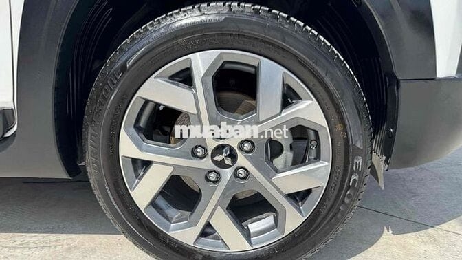 Mitsubishi Xpander Cross 2023 1.5 AT 1 chủ