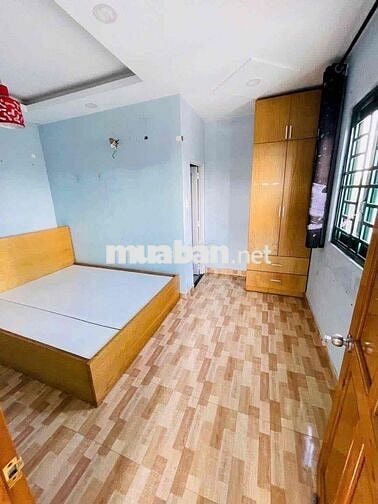 Nhà thuê 3 tầng 4 phòng ngủ hemt xe tải gần KDC Vĩnh Lộc