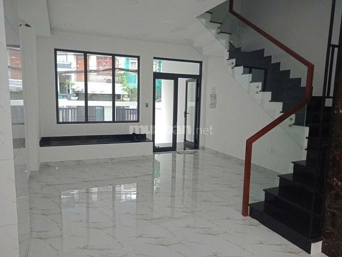 Nhà 5x20 xd 6 Tầng 1 Hầm 1 trệt 3 lầu ST 6PN 8WC đường số Tân Quy