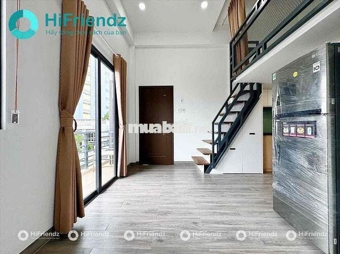 PHÒNG ĐẸP GIÁ RẺ GÁC CAO BAN CÔNG THOÁNG MỚI 99% GẦN UEF, HIU, Q1