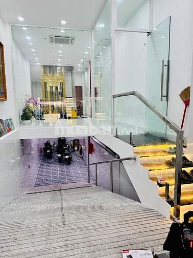 Cho thuê văn phòng cty ,nhà mặt tiền 192 cống quỳnh