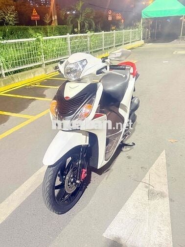 Honda Vision 2020 Trắng